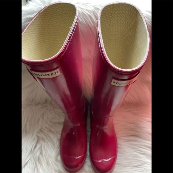 Hunter Tall Glossy Size 7 - Picture 2 of 13